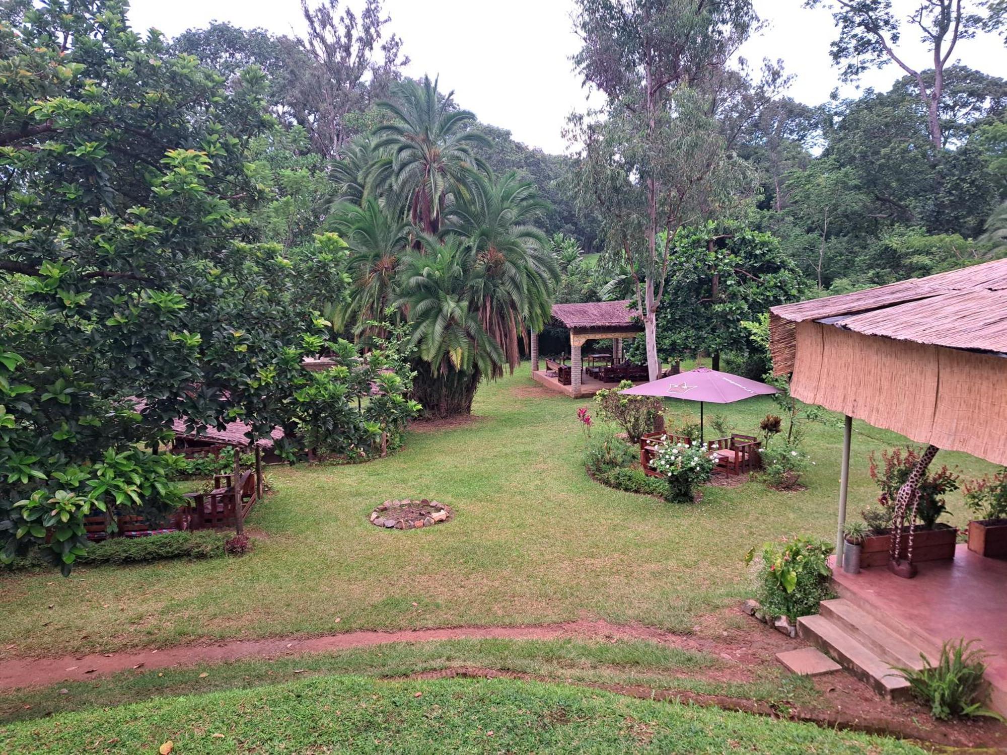 Blend Lodge And Kitchen - Pakachere Zomba Exterior photo